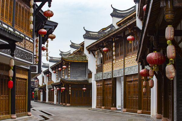 《金婚》:为何没人叫文丽“佟嫂”?